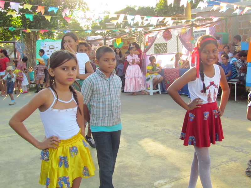 Clima de Festa Junina invade a Escola Maria Lúcia no Açúcar Alegre